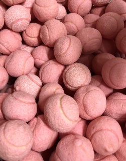 Stora tennisbollar