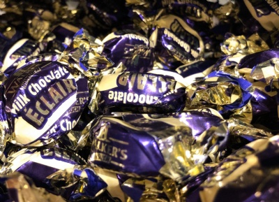 Mj�lkchoklad eclair