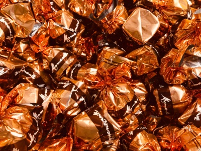 Momeni hazelnutcream crisp