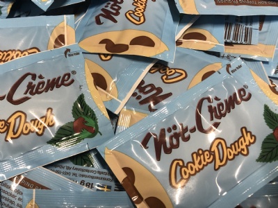 N�t-cr�me cookie dough