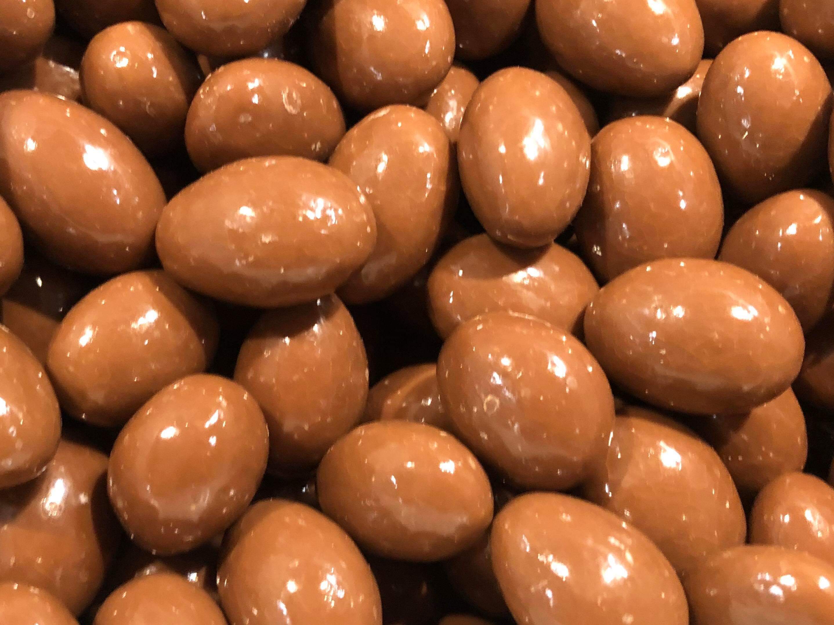 Mjlkchoklad mandel