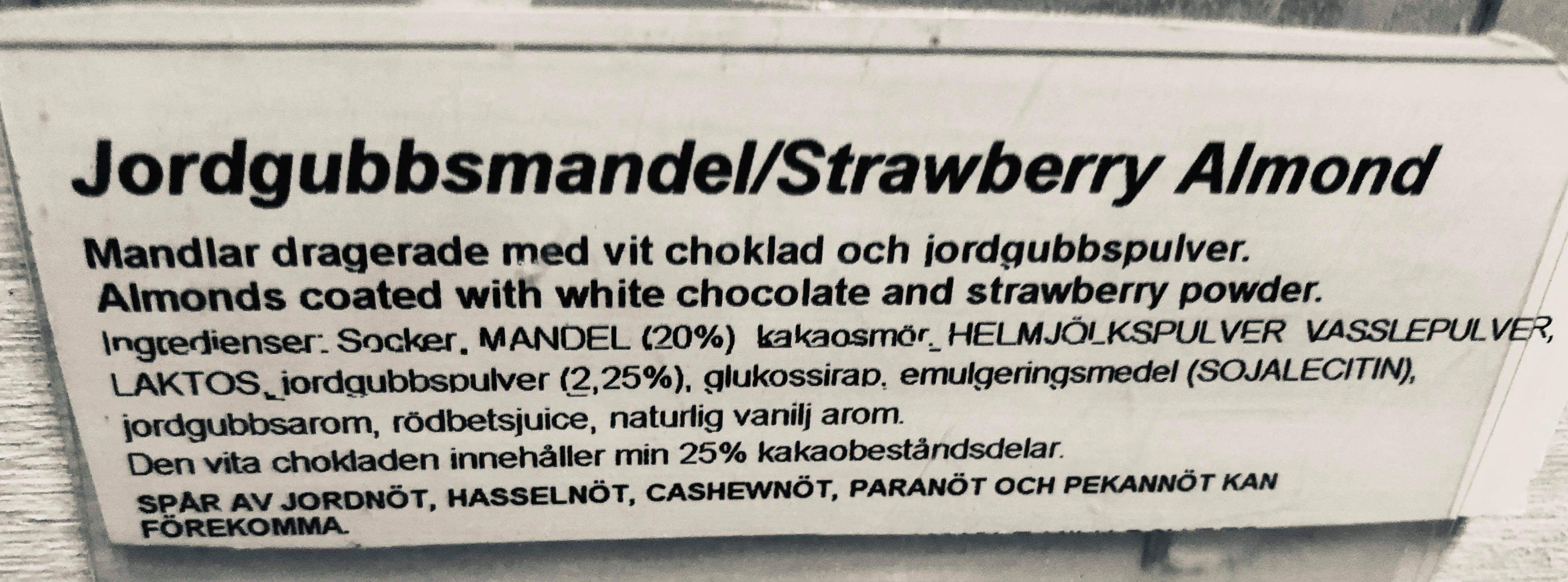 Jordgubbs mandel