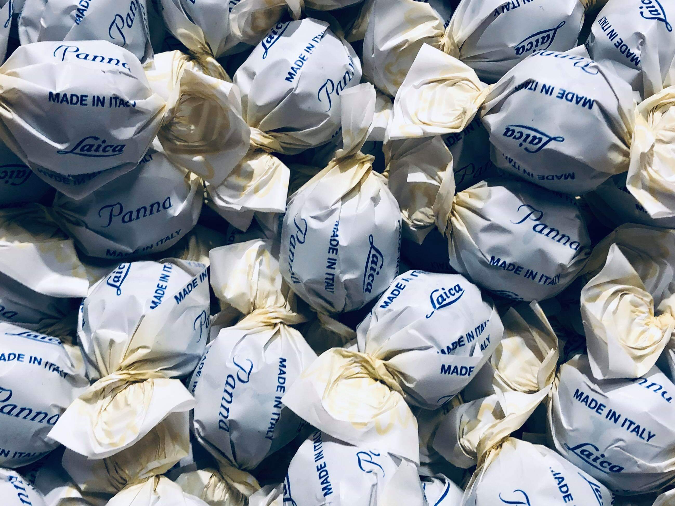 Pralin med mjlkchoklad och krmfylling