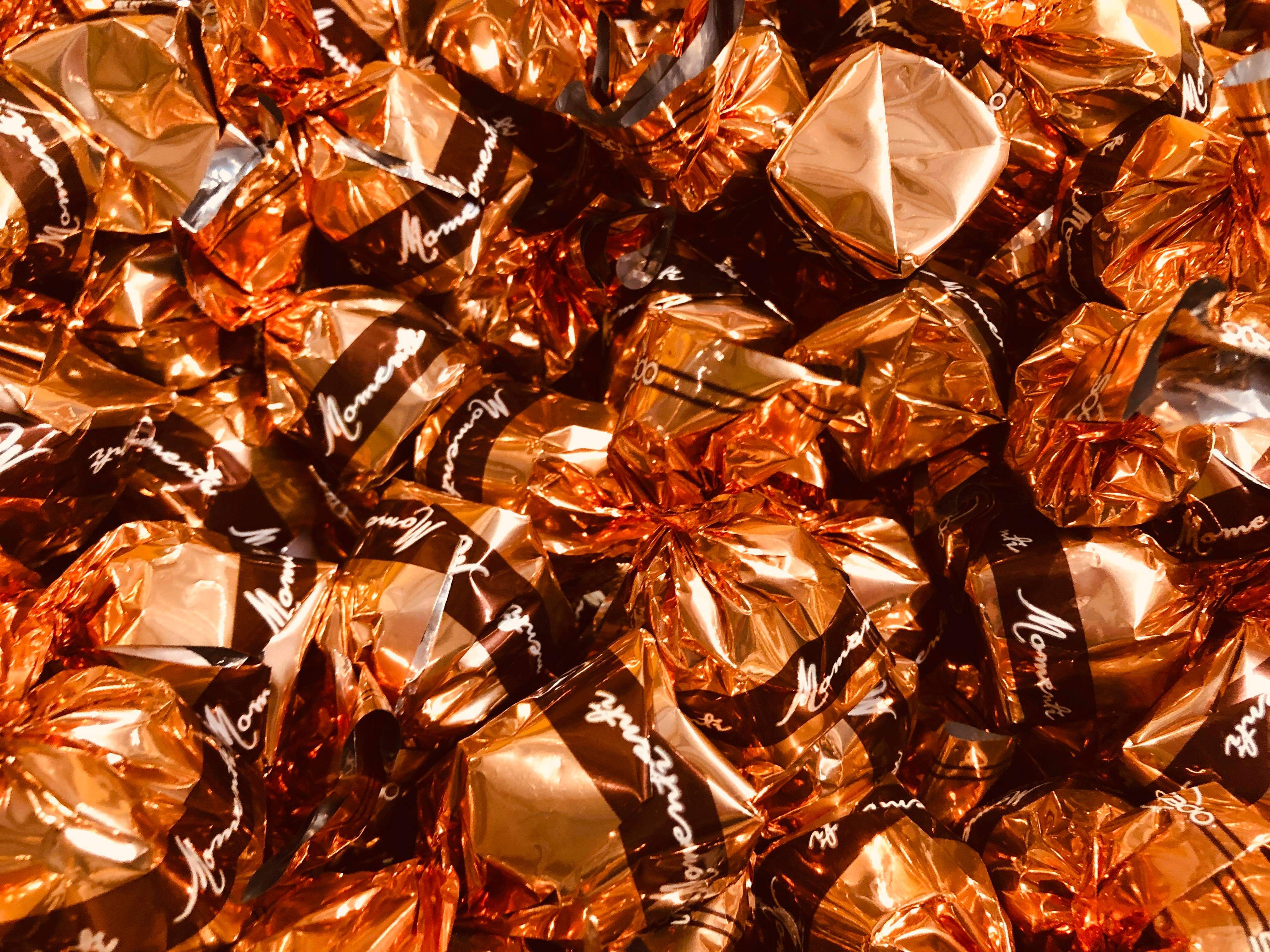 Momeni hazelnutcream crisp