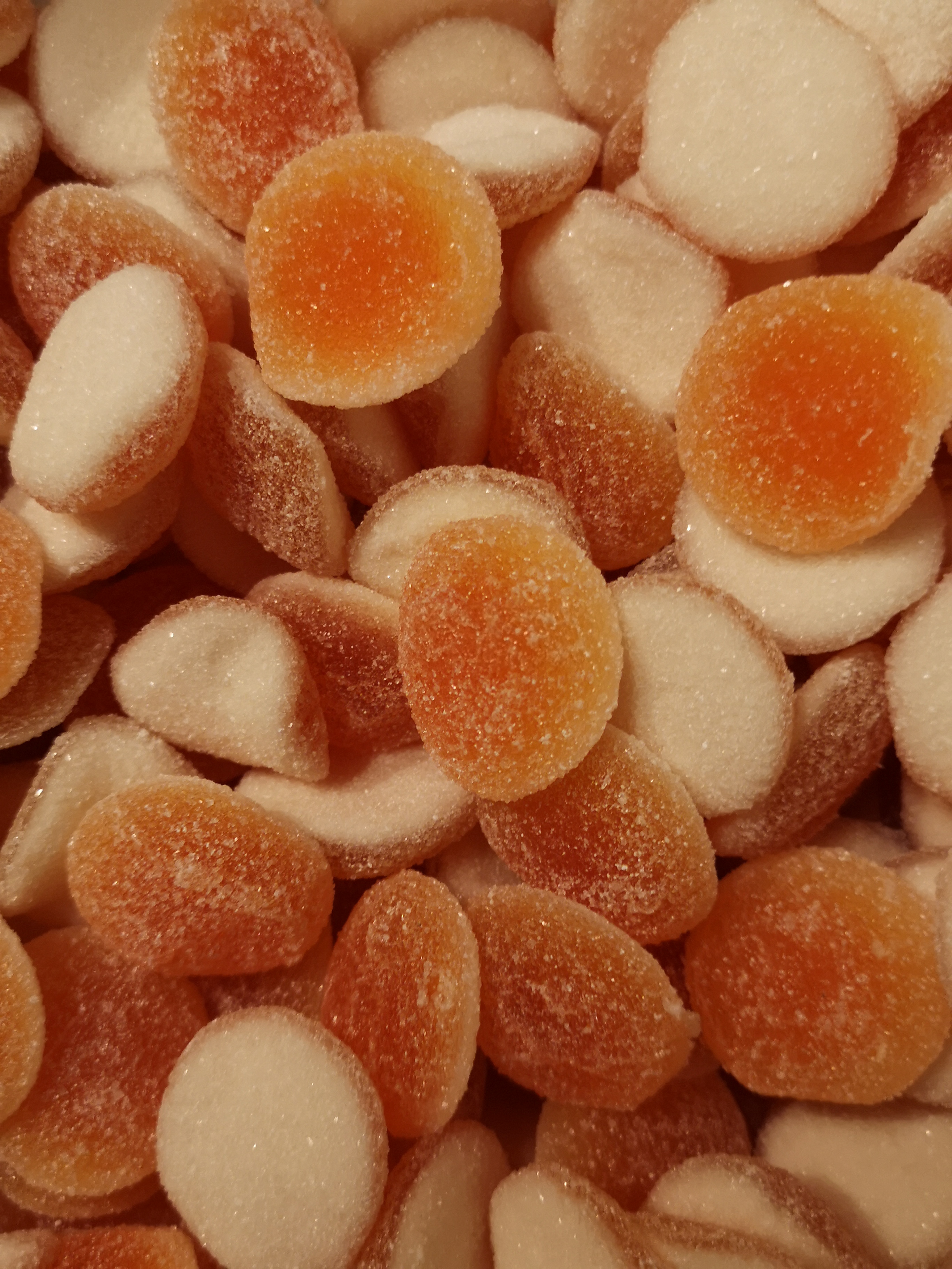 Sour filled oranges